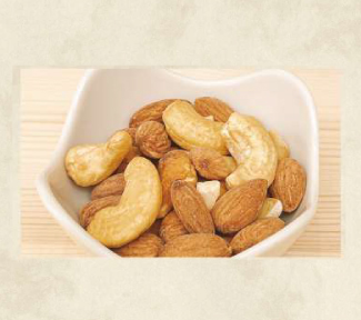 燻製風ナッツ